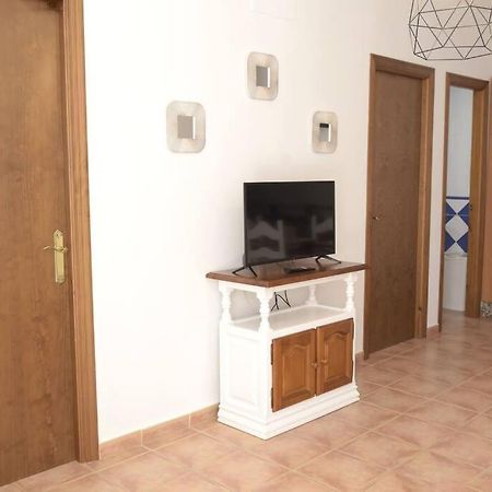Apartamento Elena - Solo Familias Y Parejas โกนิล เด ลาฟรอนเตรา ภายนอก รูปภาพ